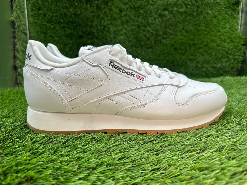 Reebok Classic 49797 Athletic Sneaker Men's 9 White Leather Running Training
